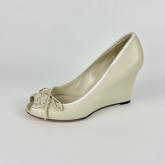 Gucci Cream GG Logo Peep Toe Wedge - Picture 1 of 9